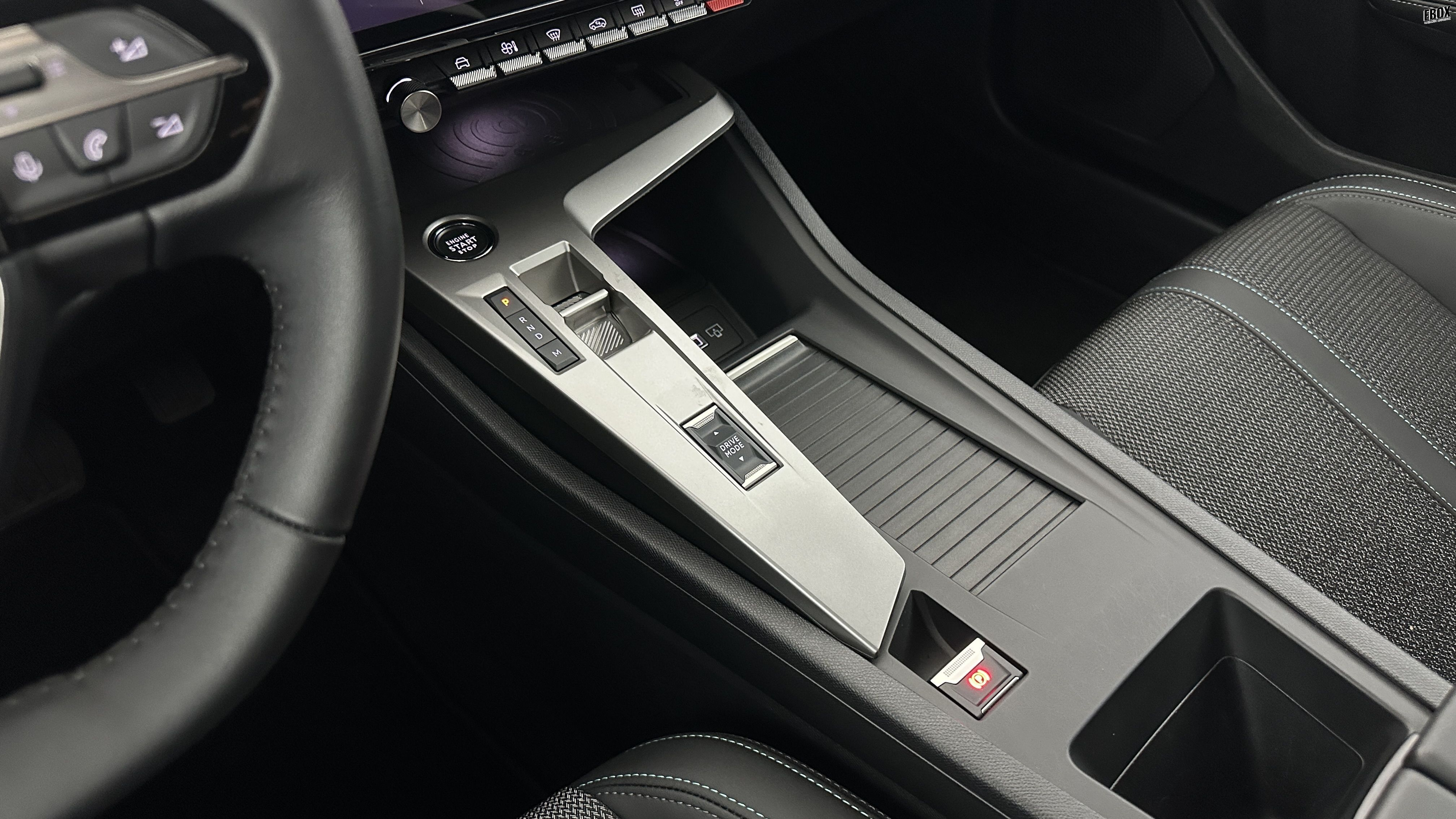 GLI00011400_p53 - PEUGEOT - 308 - 2025 - photo 17