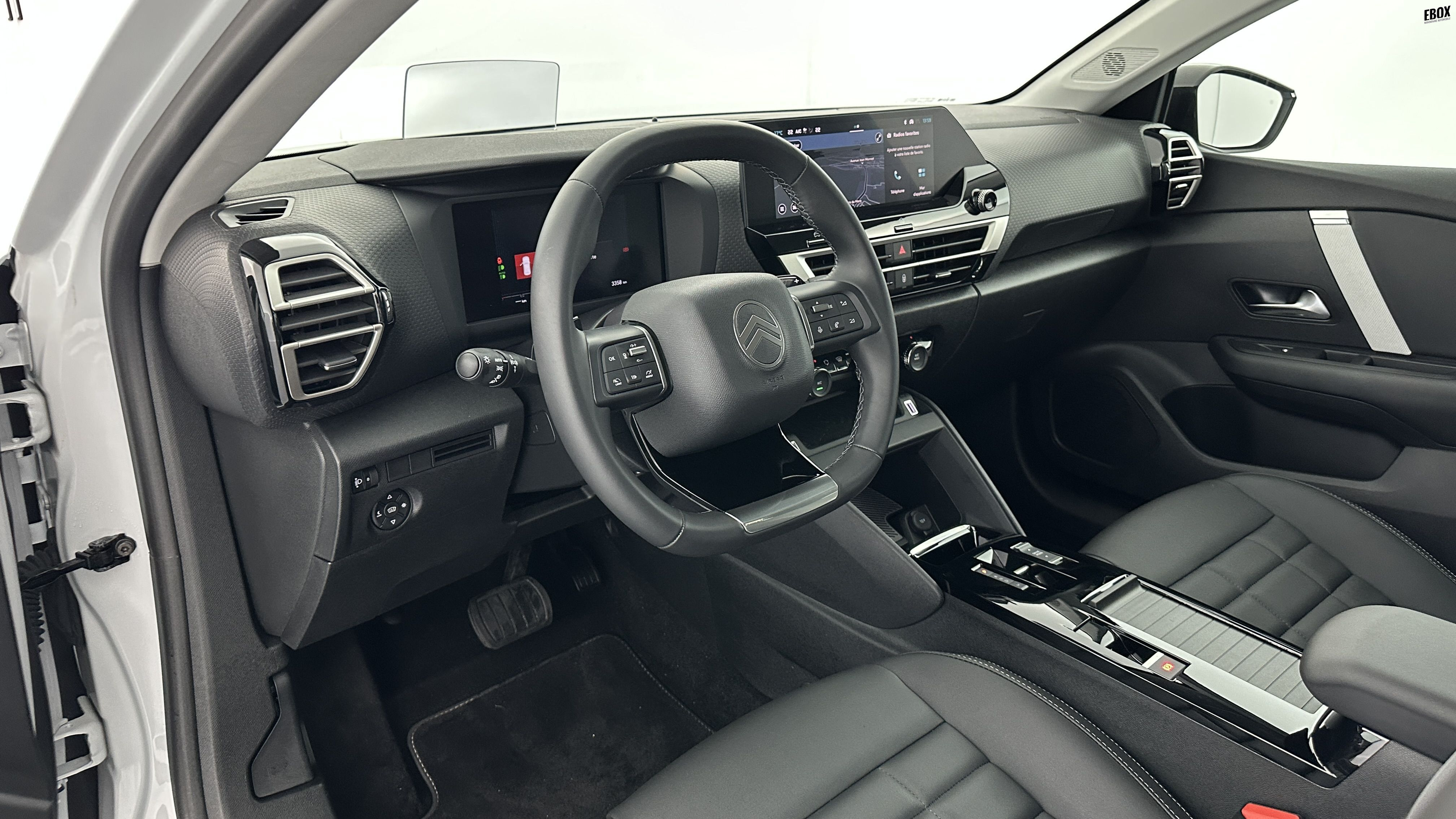 GLI00017395_p53 - CITROEN - C4 - 2025 - photo 6