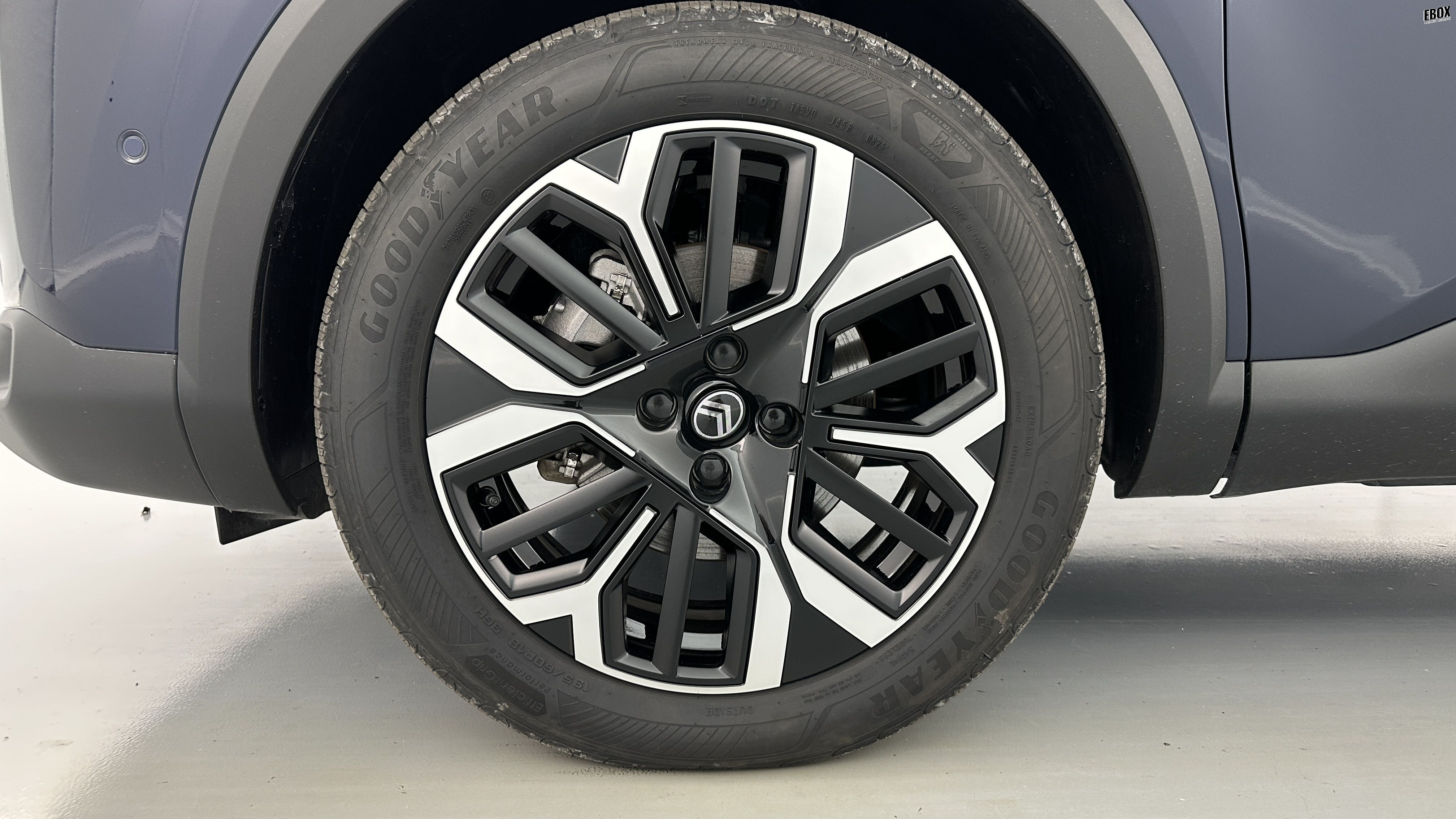 GLI00017392_p53 - CITROEN - C4 - 2025 - photo 12