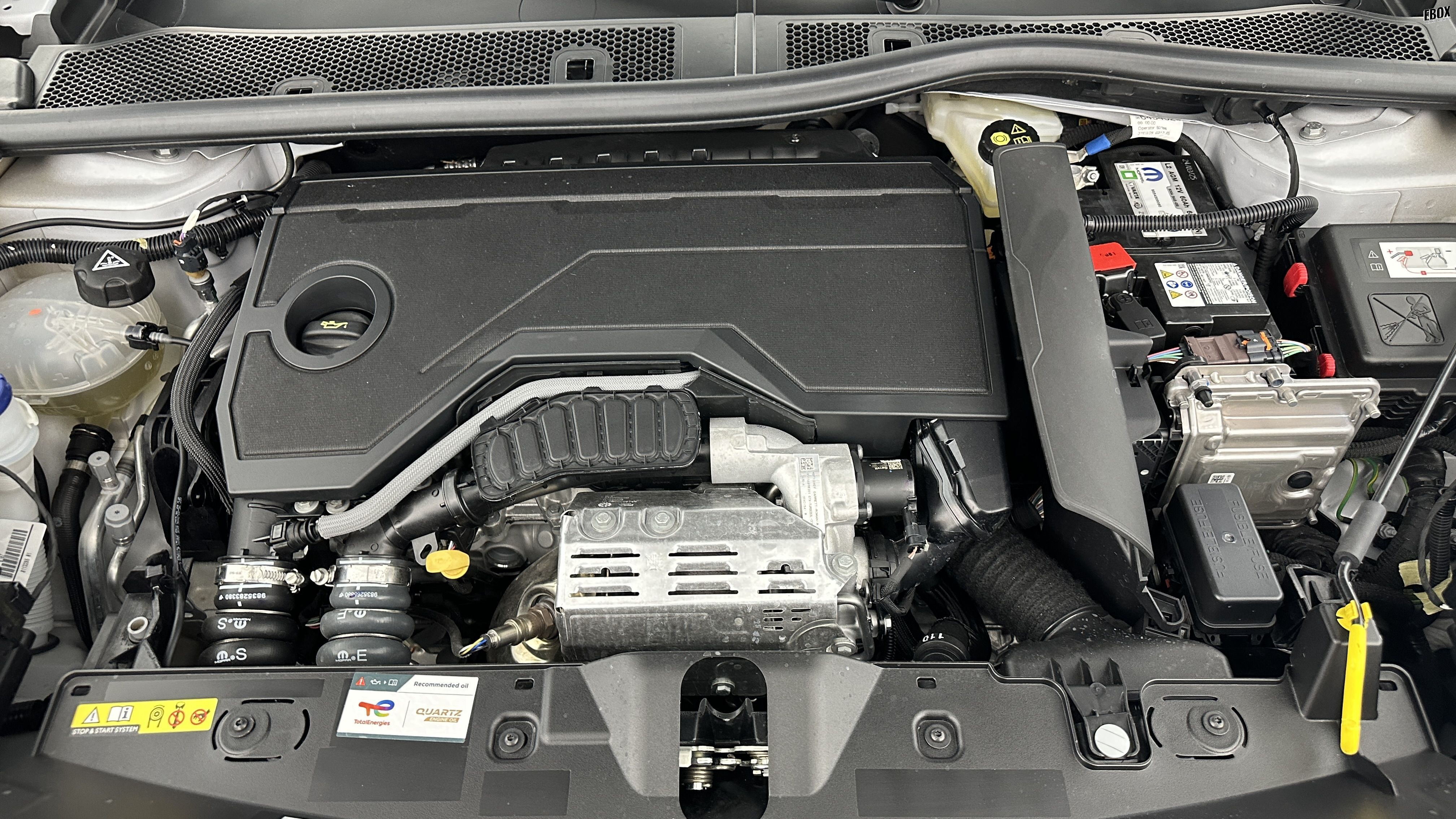 GLI00012500_p53 - PEUGEOT - 2008 - 2025 - photo 11