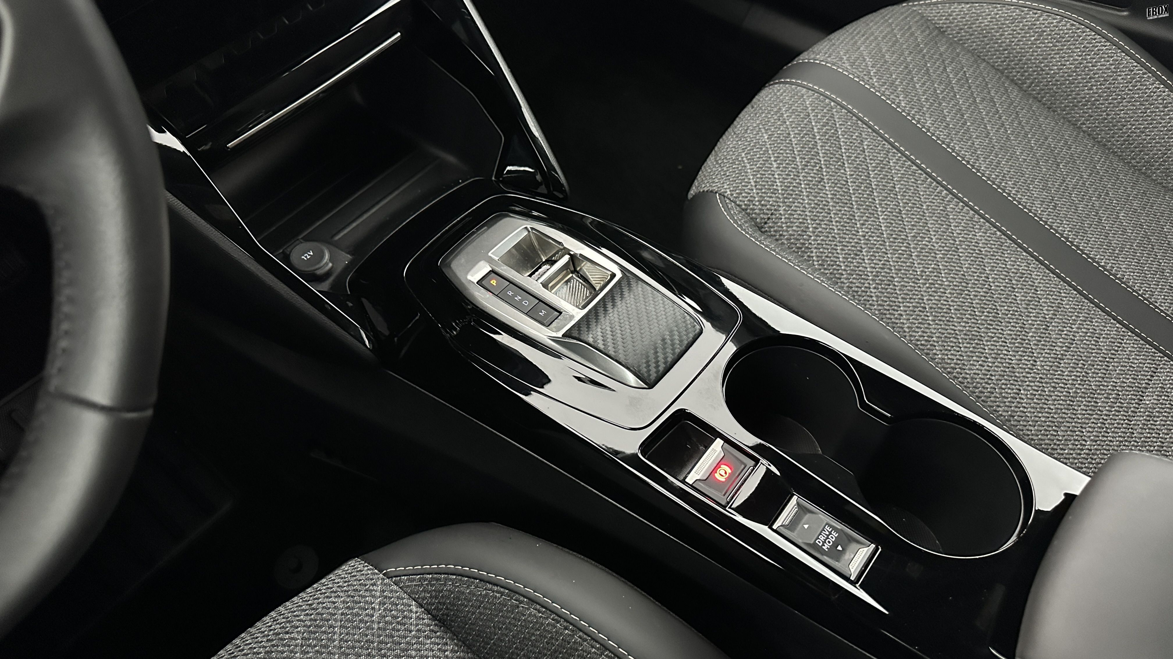 GLI00012500_p53 - PEUGEOT - 2008 - 2025 - photo 16