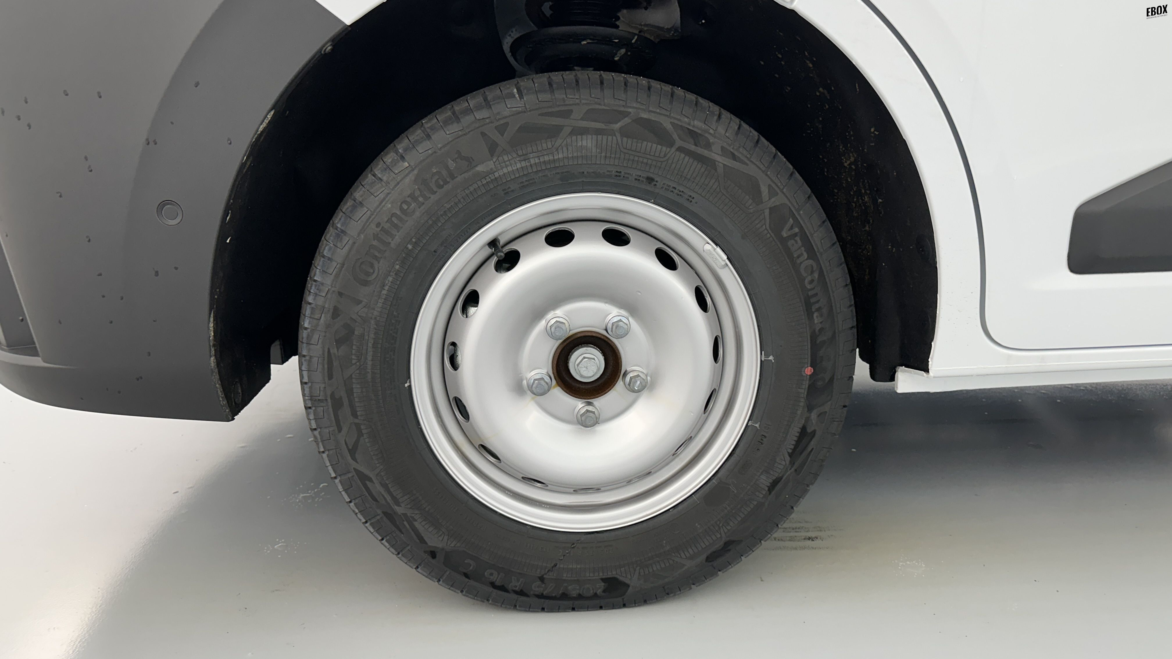 GLI00011035_p53 - NISSAN - INTERSTAR - 2025 - photo 14