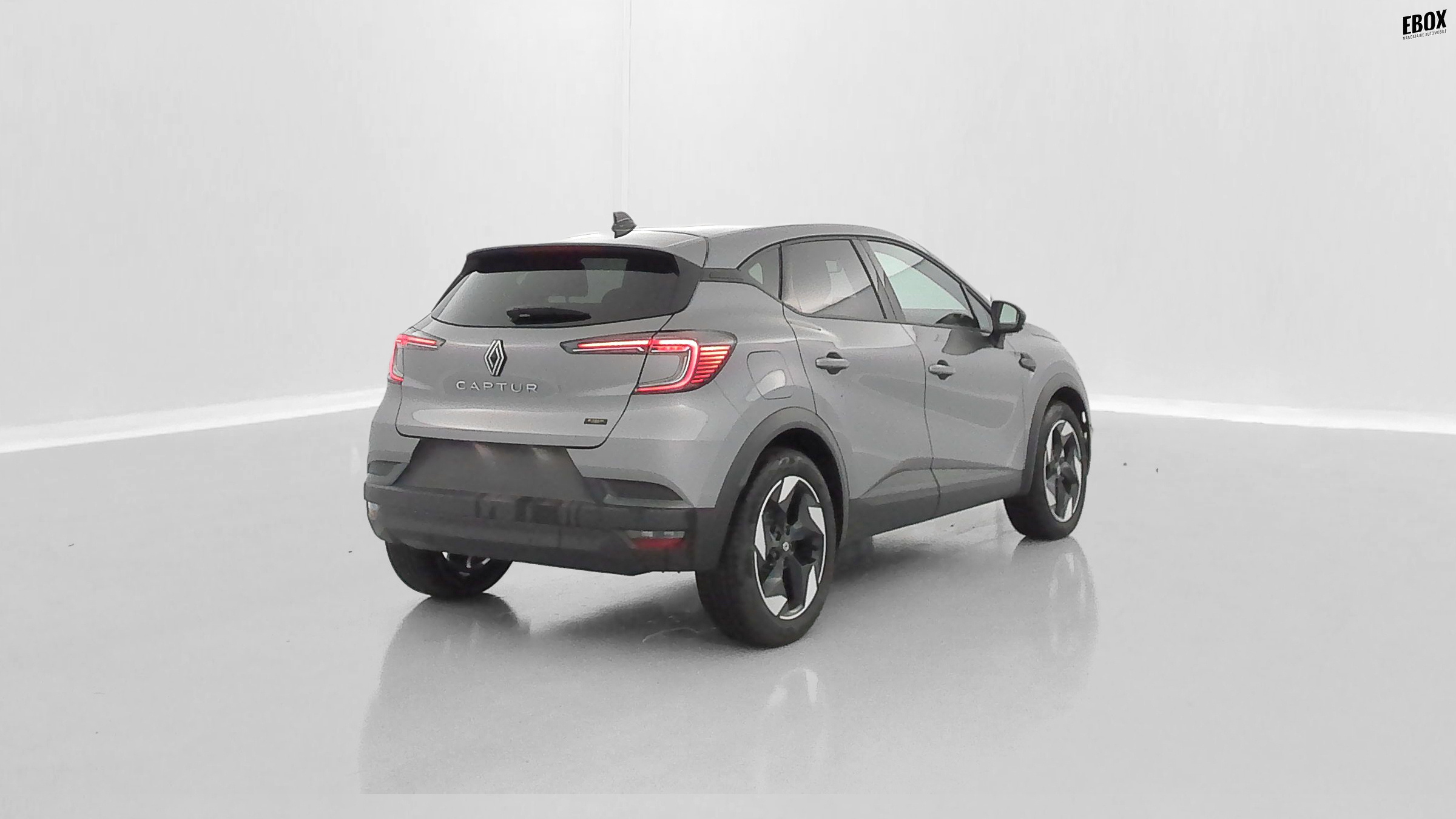 GLI00009837_p53 - RENAULT - CAPTUR - 2025 - photo 25