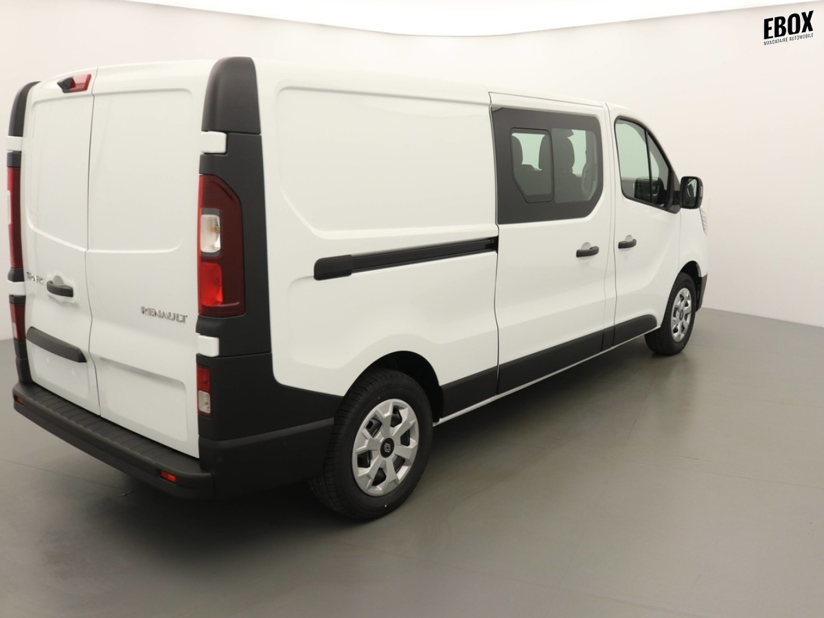 N200780_p3 - RENAULT - TRAFIC - 2025 - photo 2