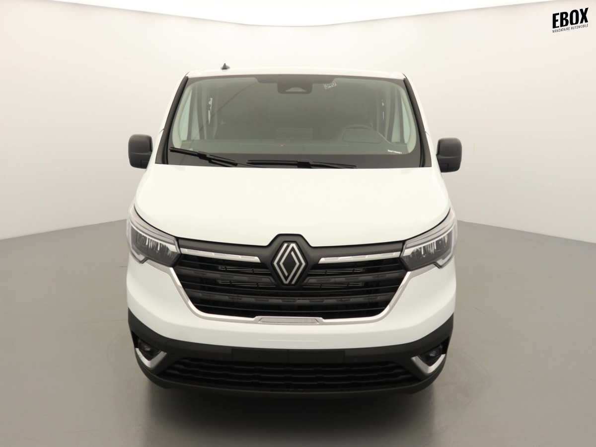 N200780_p3 - RENAULT - TRAFIC - 2025 - photo 3