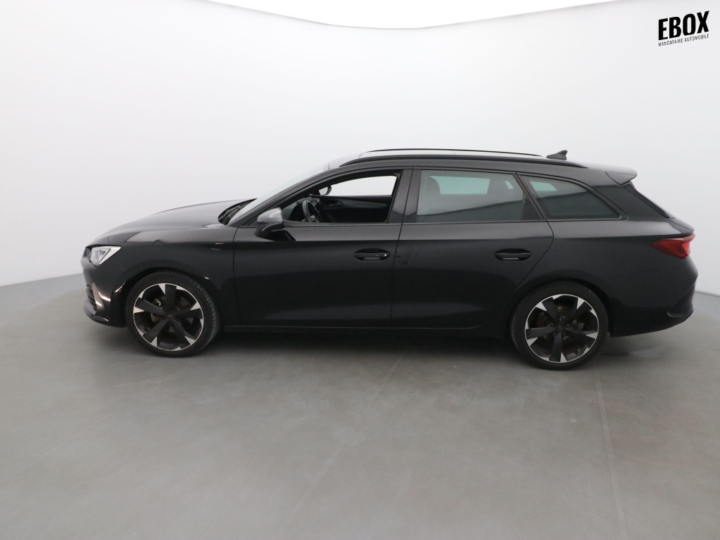 73143_p51 - CUPRA - LEON - 2023 - photo 2