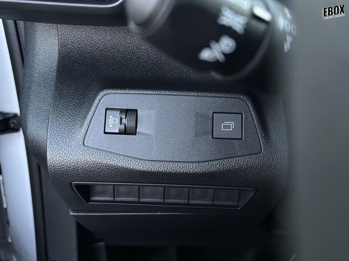 368909_p2 - CITROEN - BERLINGO - 2025 - photo 10