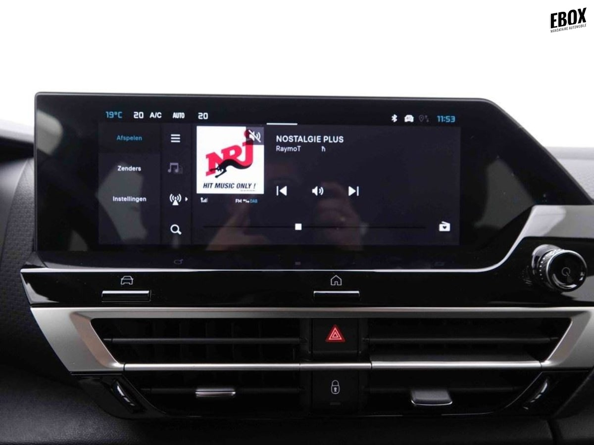 357711_p2 - CITROEN - C4 - 2026 - photo 10