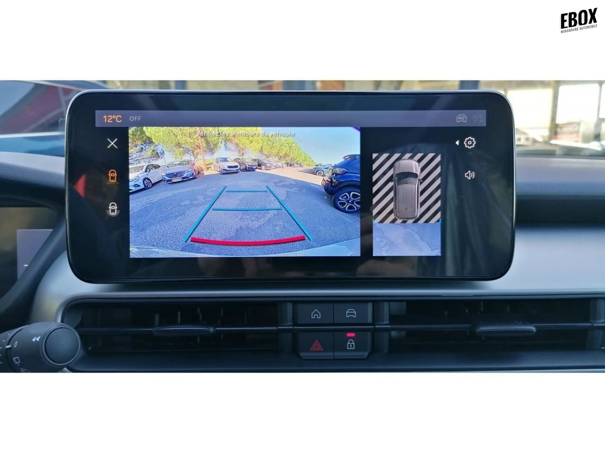 377869_p2 - JEEP - AVENGER - 2026 - photo 7