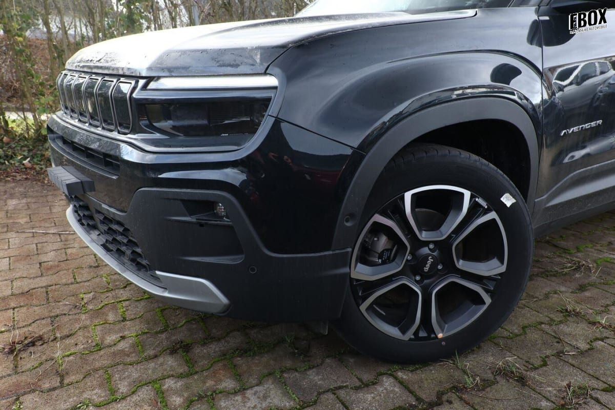 377197_p2 - JEEP - AVENGER - 2026 - photo 5