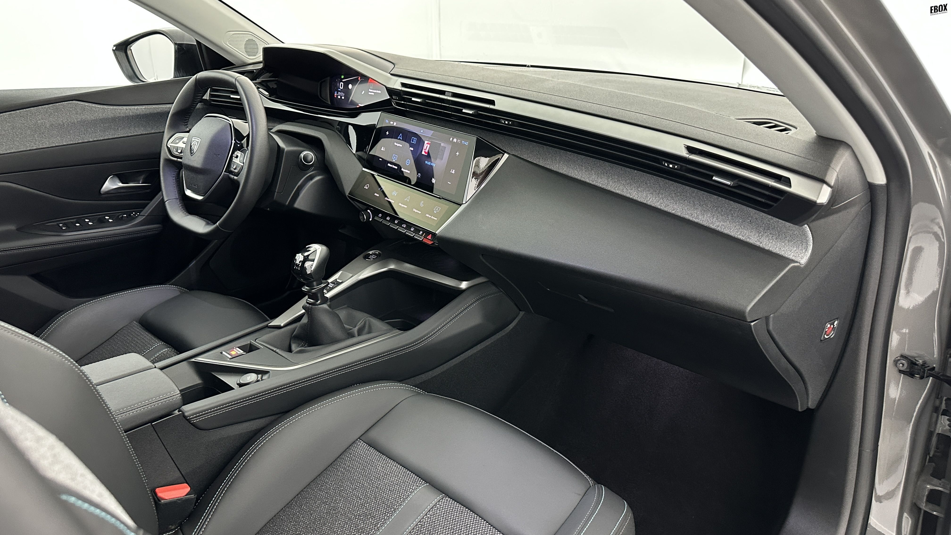 GLI00006880_p53 - PEUGEOT - 308 SW - 2024 - photo 8