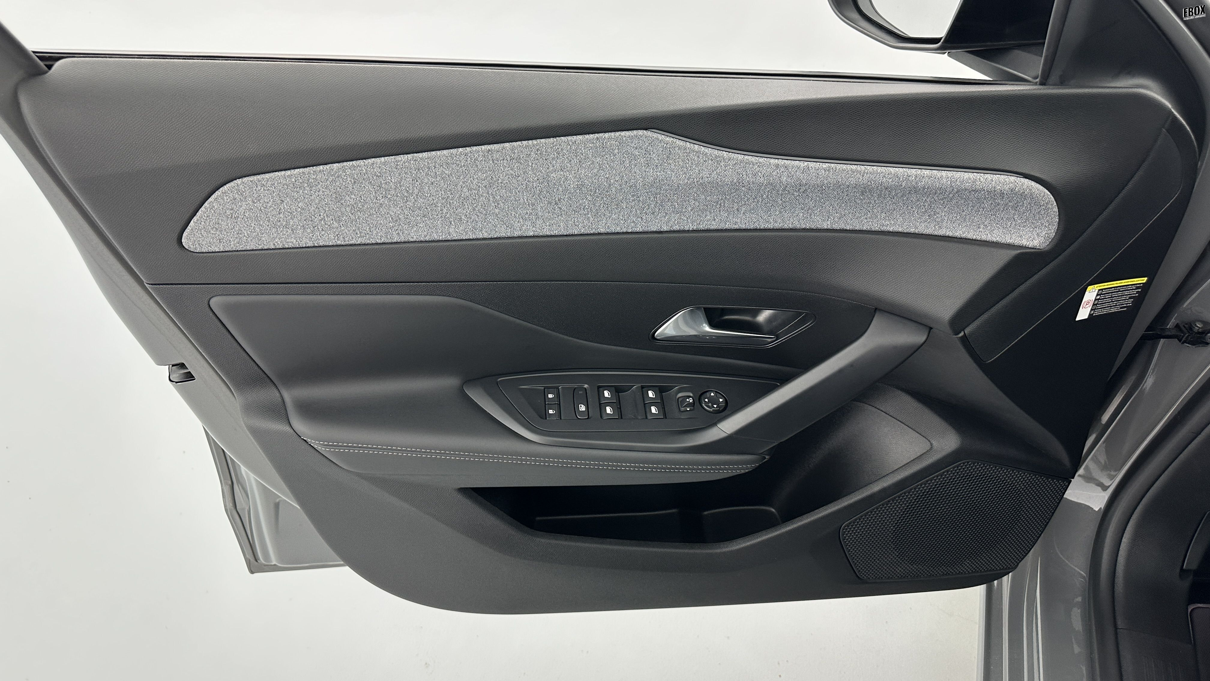 GLI00006880_p53 - PEUGEOT - 308 SW - 2024 - photo 12