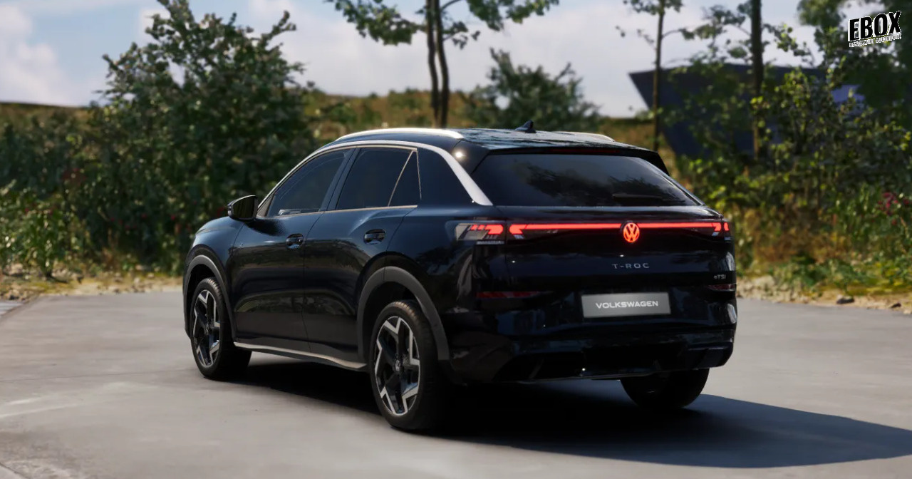 GLI00010012_p53 - VOLKSWAGEN - T ROC - 2025 - photo 5