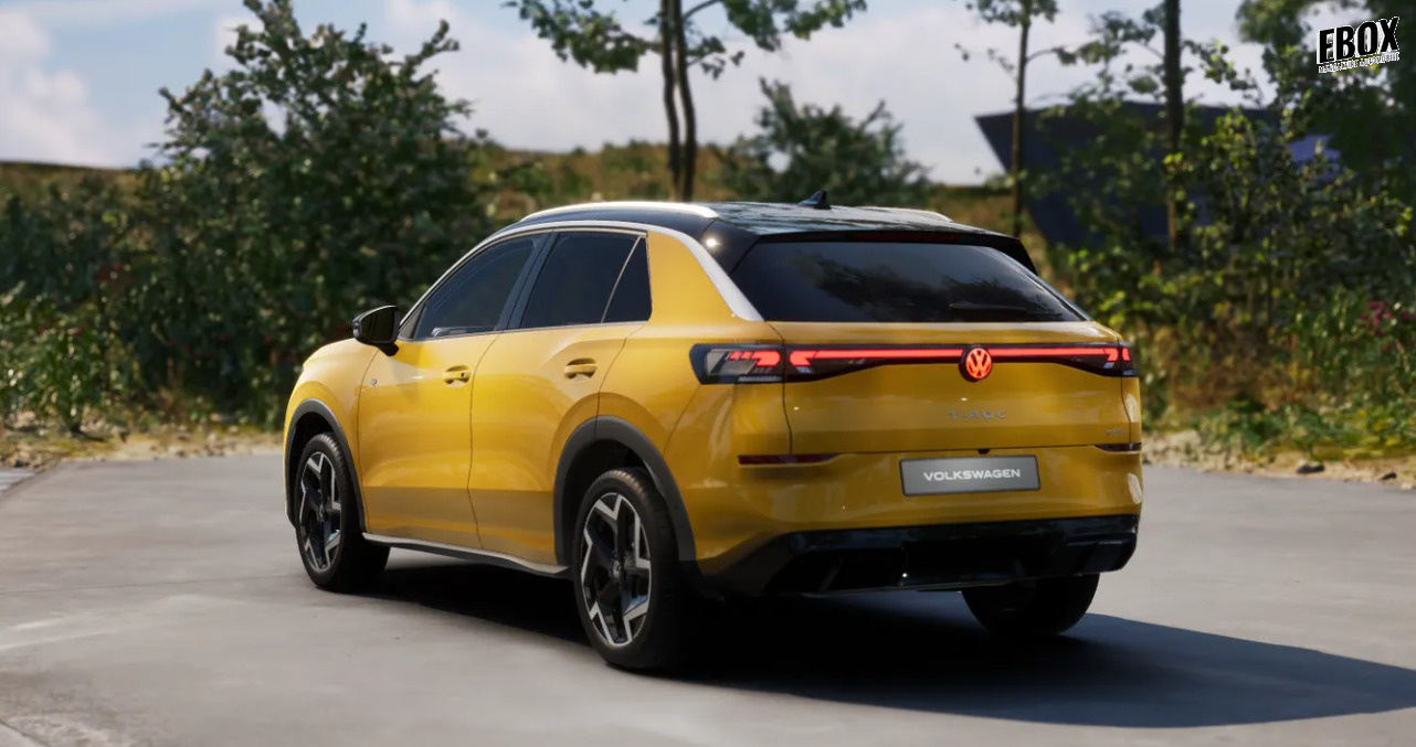 GLI00010008_p53 - VOLKSWAGEN - T ROC - 2025 - photo 5