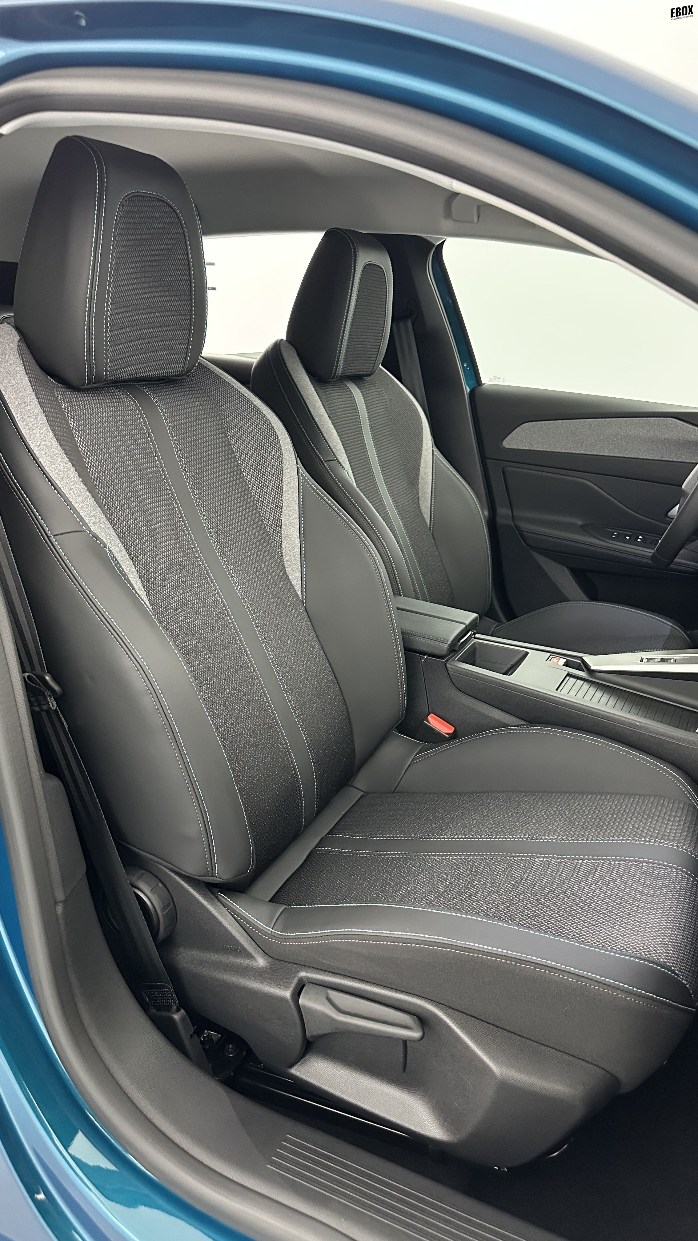 GLI00012404_p53 - PEUGEOT - 308 - 2025 - photo 17