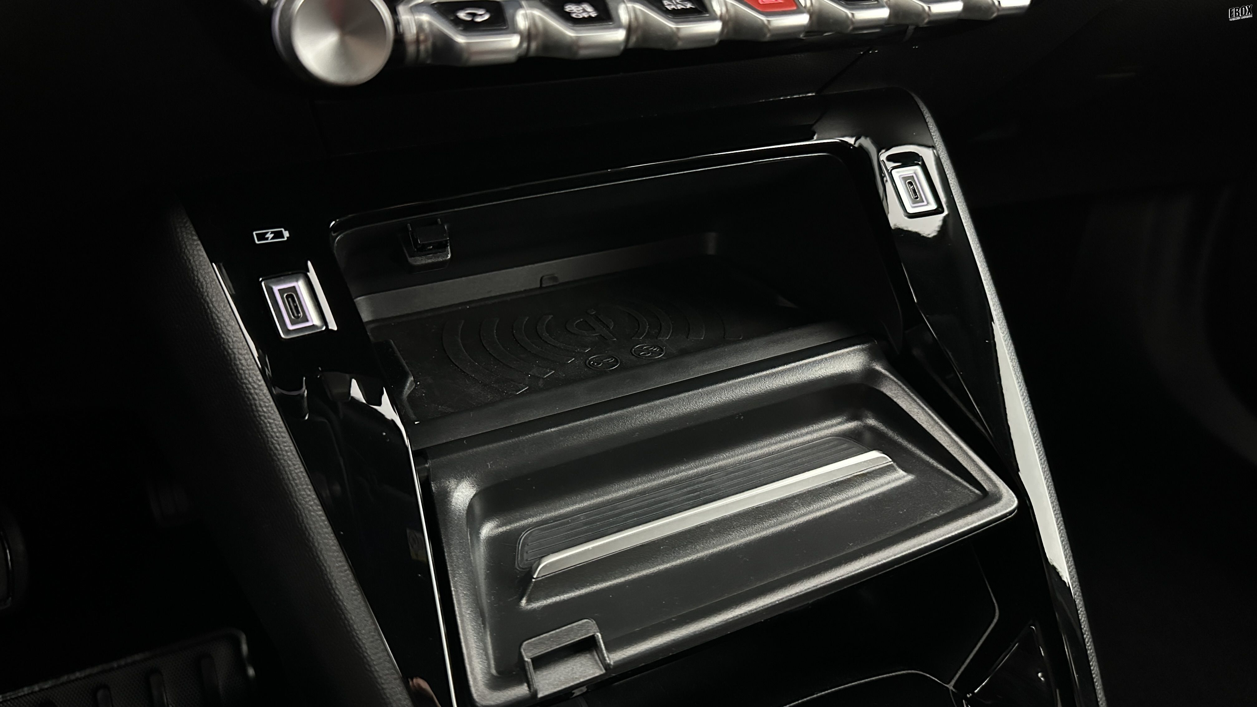 GLI00012508_p53 - PEUGEOT - 2008 - 2025 - photo 23