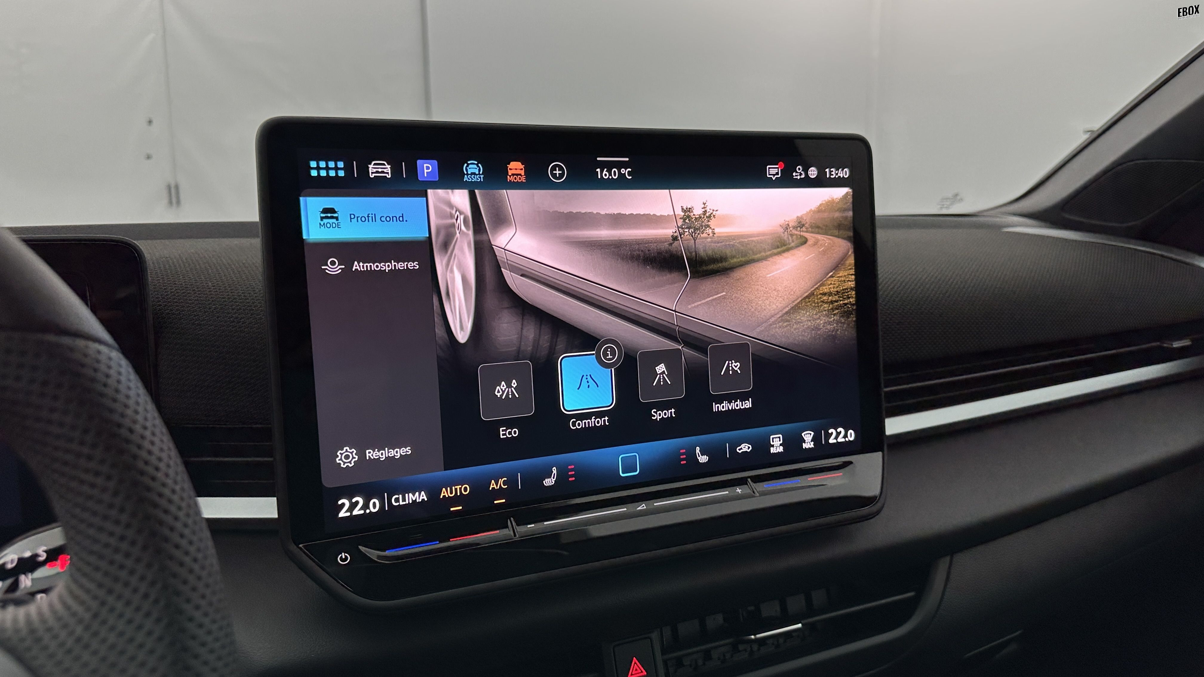 GLI00010006_p53 - VOLKSWAGEN - T ROC - 2026 - photo 21