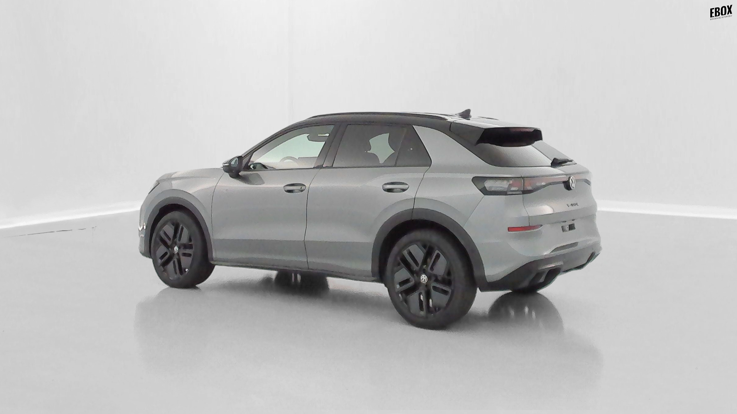 GLI00010006_p53 - VOLKSWAGEN - T ROC - 2026 - photo 32