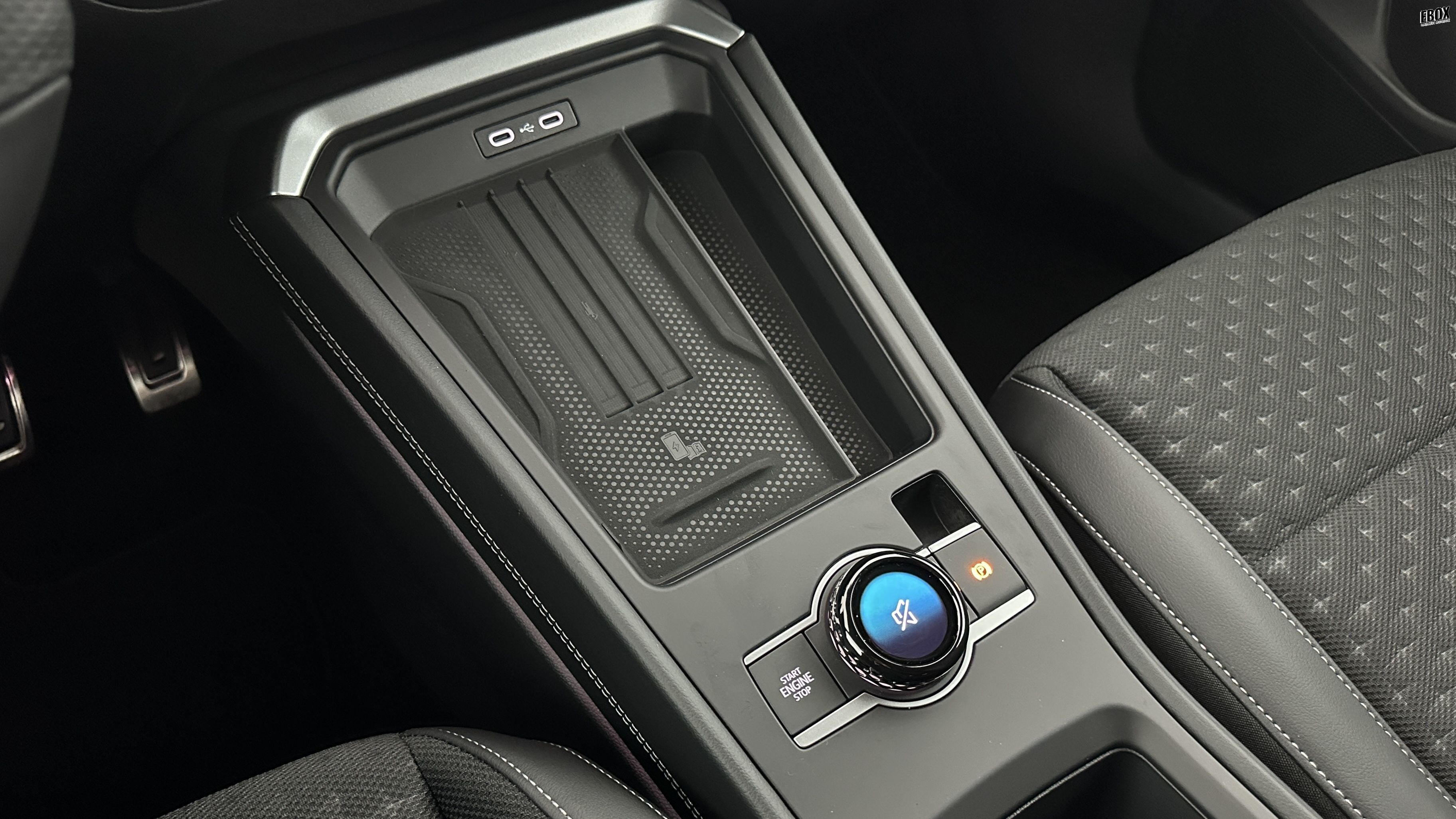 GLI00010008_p53 - VOLKSWAGEN - T ROC - 2026 - photo 17