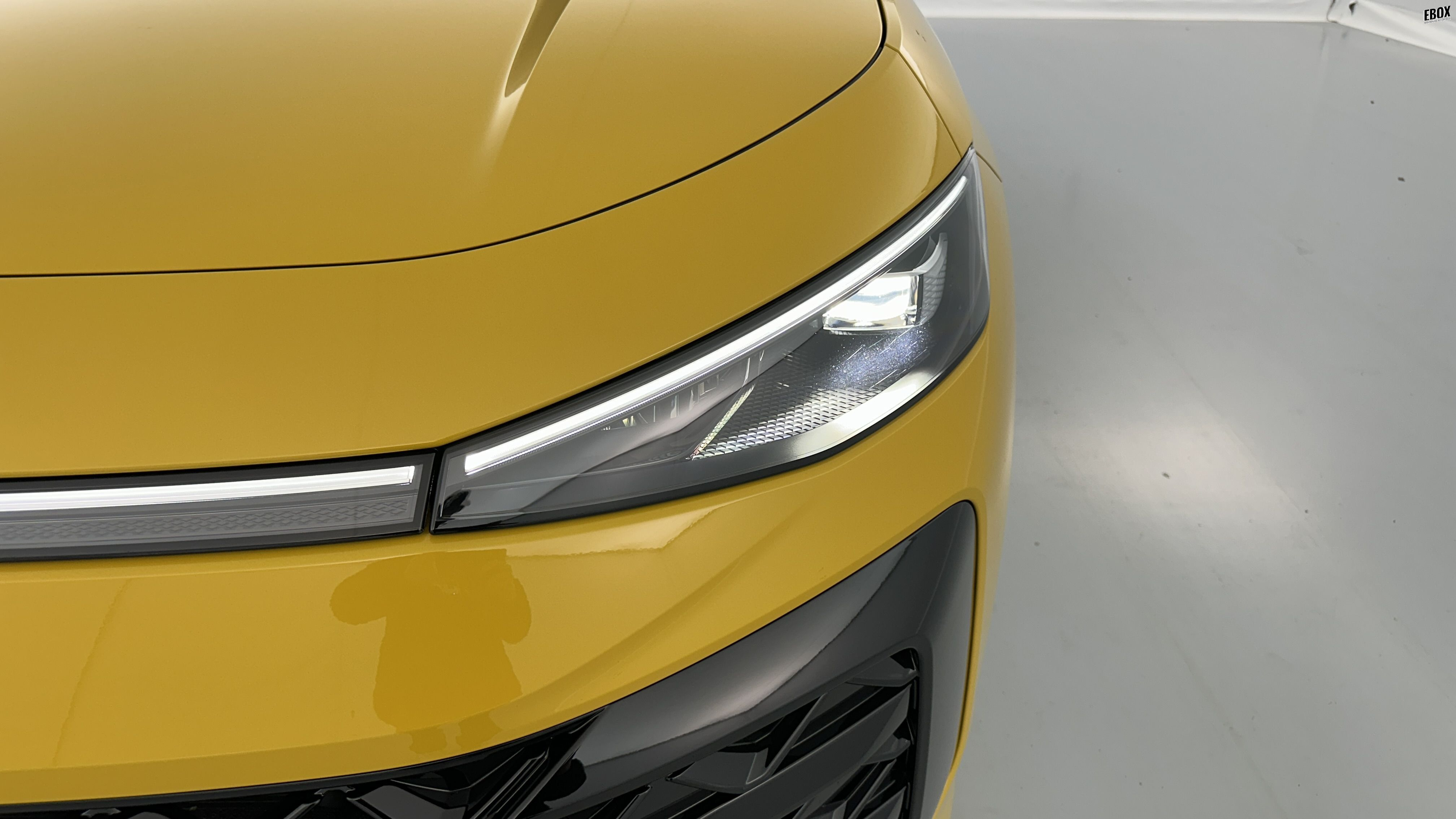 GLI00010008_p53 - VOLKSWAGEN - T ROC - 2026 - photo 24