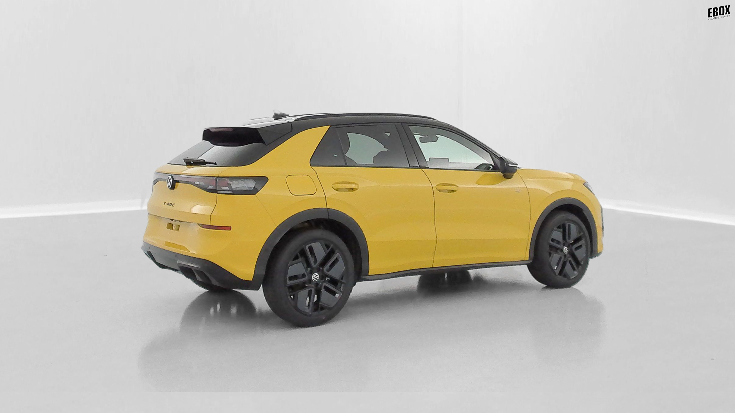 GLI00010008_p53 - VOLKSWAGEN - T ROC - 2026 - photo 33