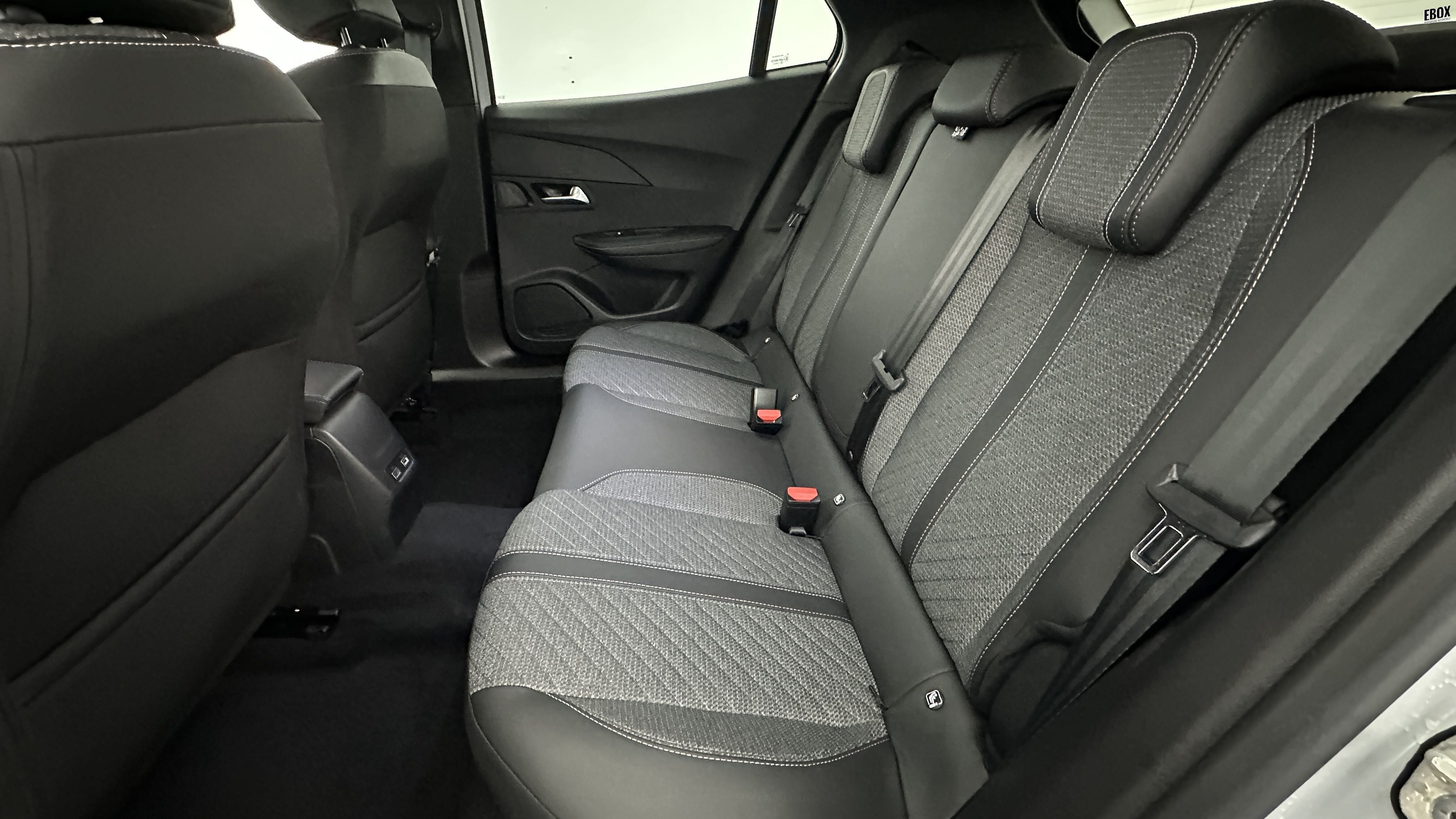 GLI00012474_p53 - PEUGEOT - 2008 - 2025 - photo 9