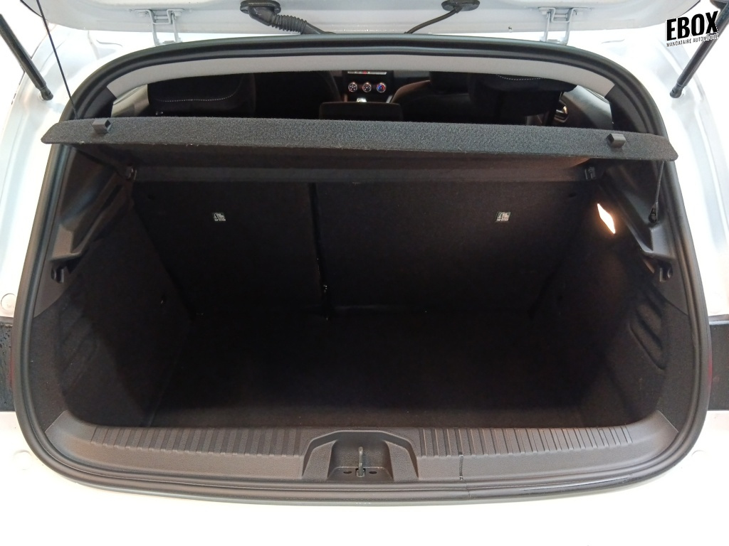 72556_p51 - RENAULT - CLIO - 2025 - photo 19