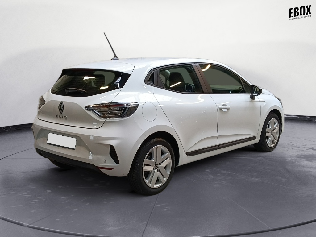 72556_p51 - RENAULT - CLIO - 2025 - photo 5
