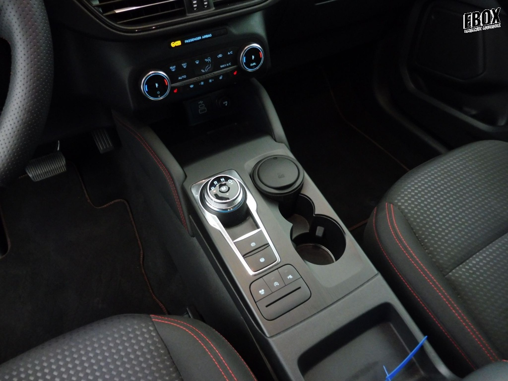 70374_p51 - FORD - KUGA - 2024 - photo 14