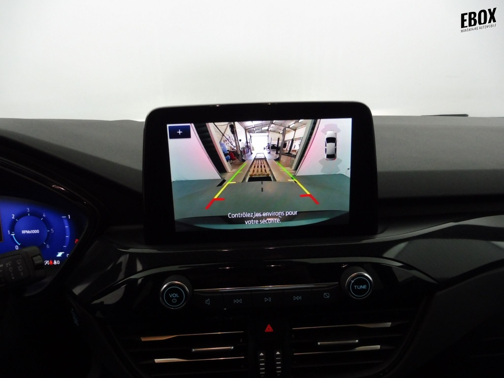 70374_p51 - FORD - KUGA - 2024 - photo 6