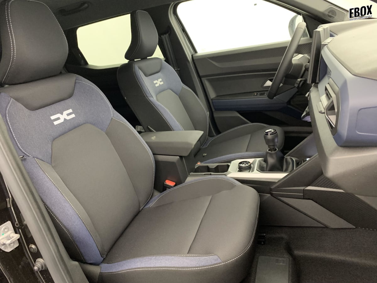 376777_p2 - DACIA - DUSTER - 2025 - photo 9
