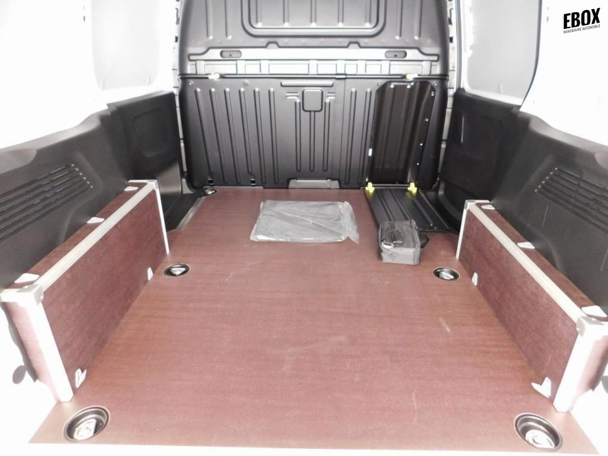 377399_p2 - FIAT - DOBLO - 2025 - photo 9