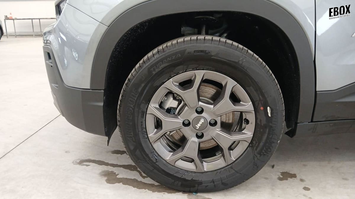 377974_p2 - JEEP - AVENGER - 2026 - photo 7