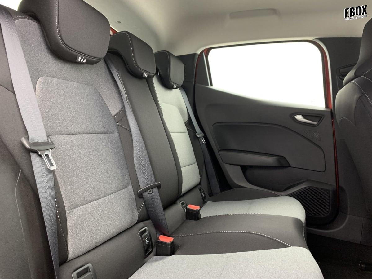 368319_p2 - RENAULT - CLIO 5 - 2025 - photo 10