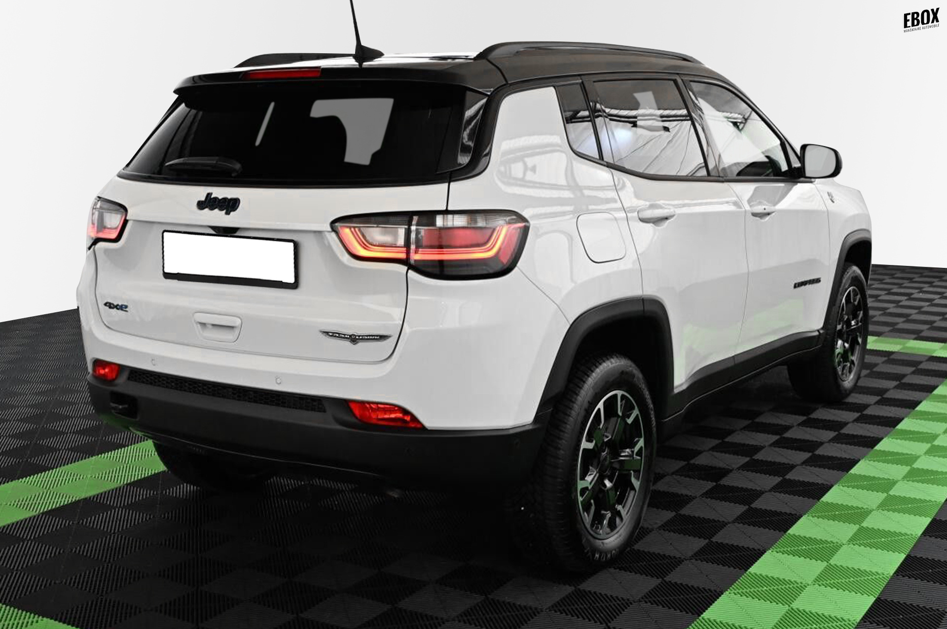 18992_p35 - JEEP - COMPASS - 2024 - photo 4