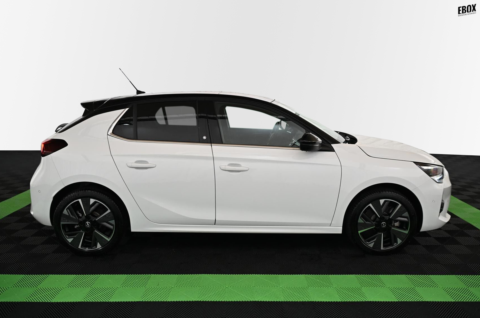 19161_p35 - OPEL - CORSA - 2023 - photo 7