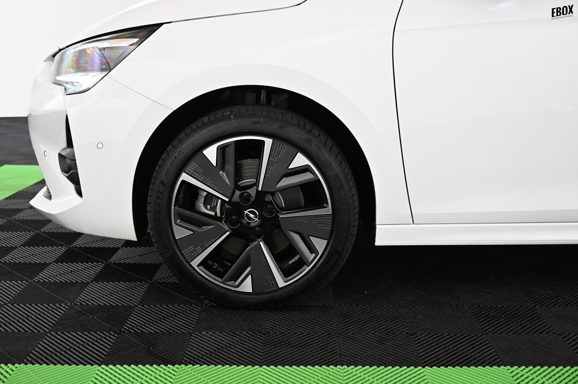 19134_p35 - OPEL - CORSA - 2023 - photo 9