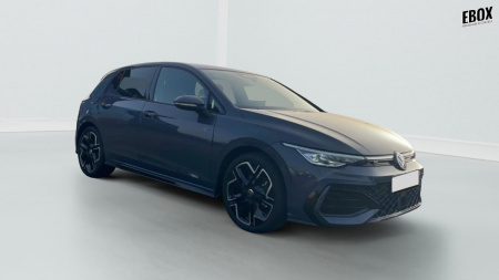 381010_p2 - VOLKSWAGEN - GOLF - 2026