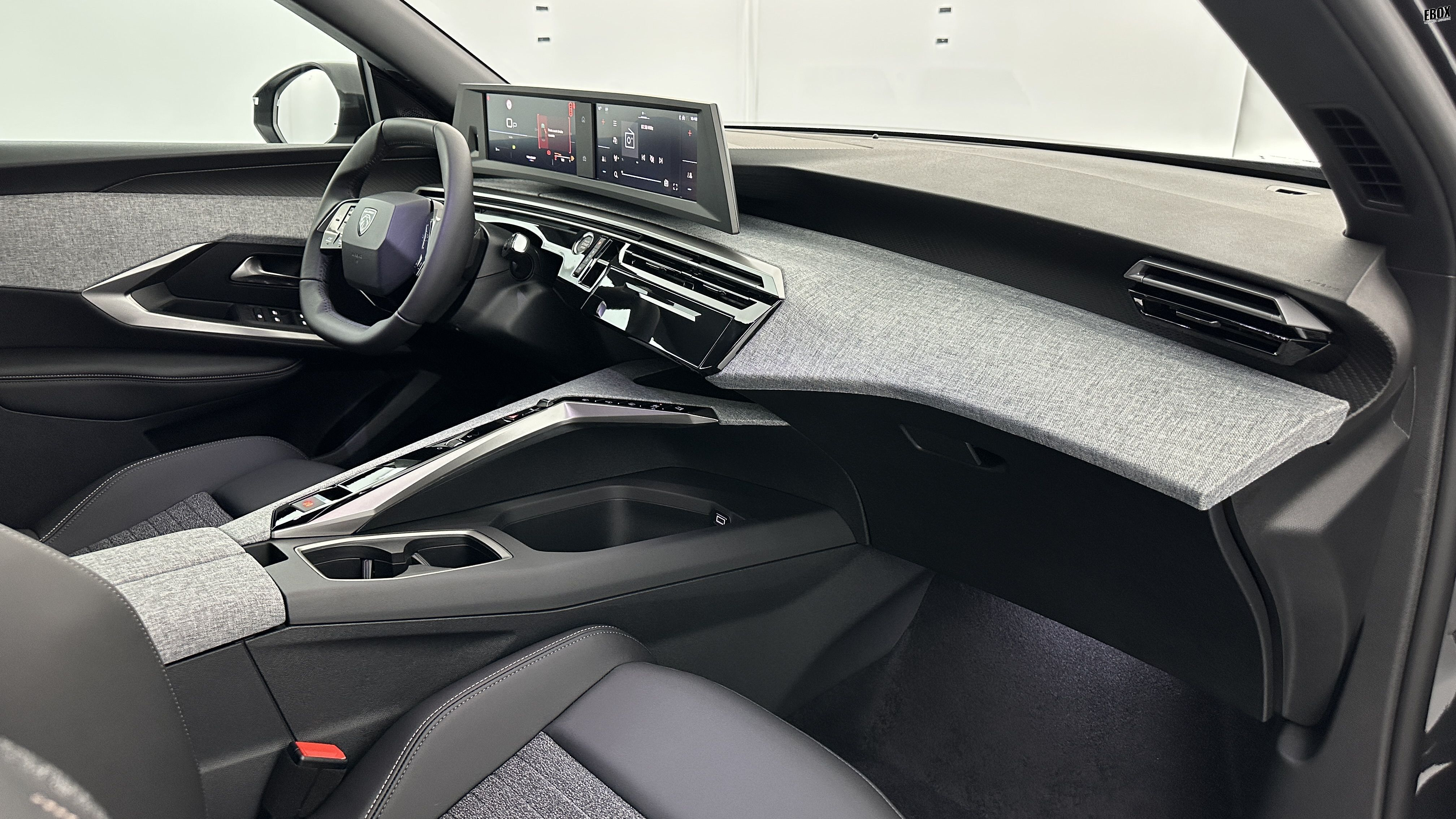 GLI00012575_p53 - PEUGEOT - 3008 - 2025 - photo 8