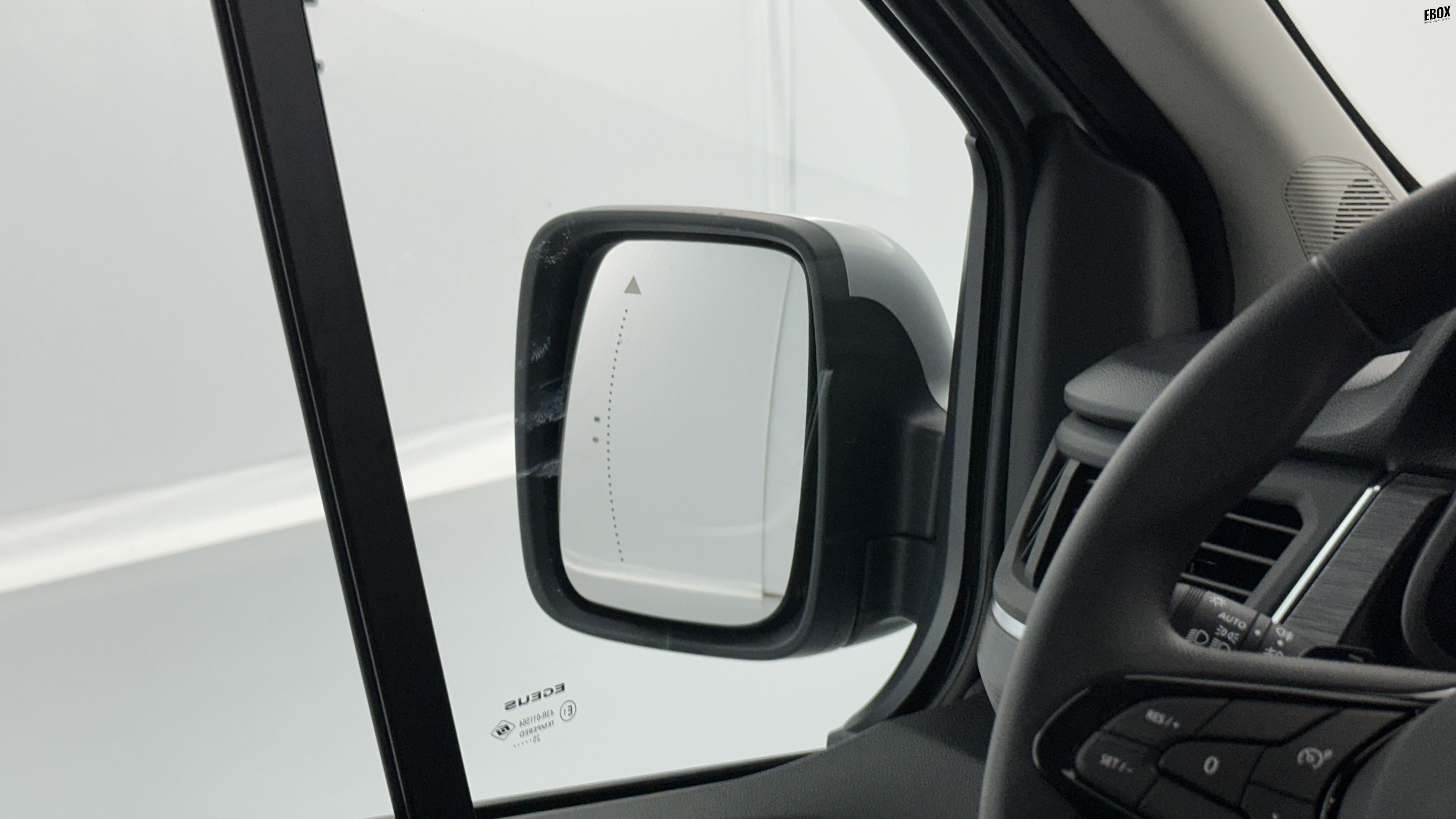 GLI00007186_p53 - RENAULT TRUCKS - TRAFIC CA - 2025 - photo 17