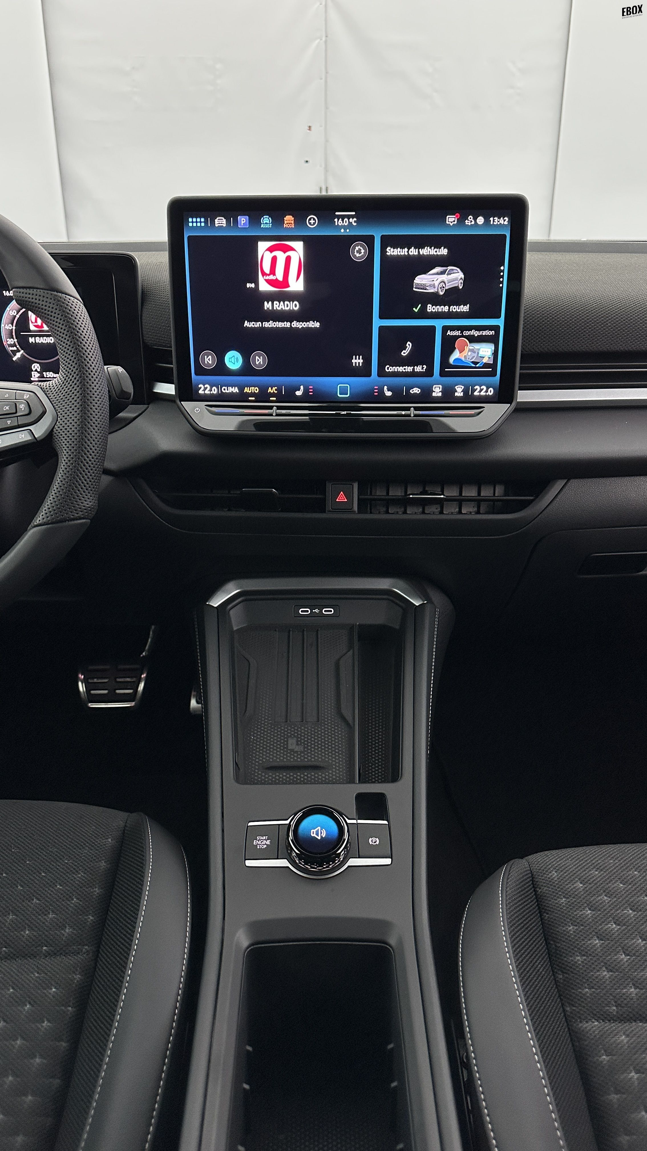 GLI00010013_p53 - VOLKSWAGEN - T ROC - 2026 - photo 16