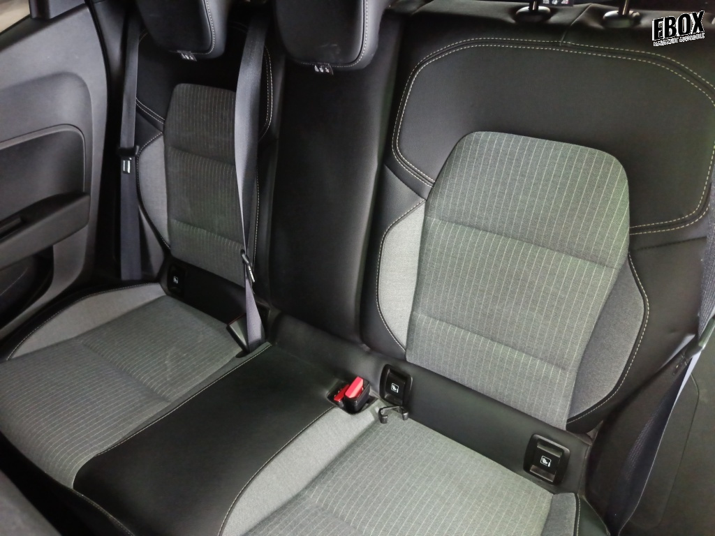 73565_p51 - RENAULT - CLIO - 2024 - photo 16