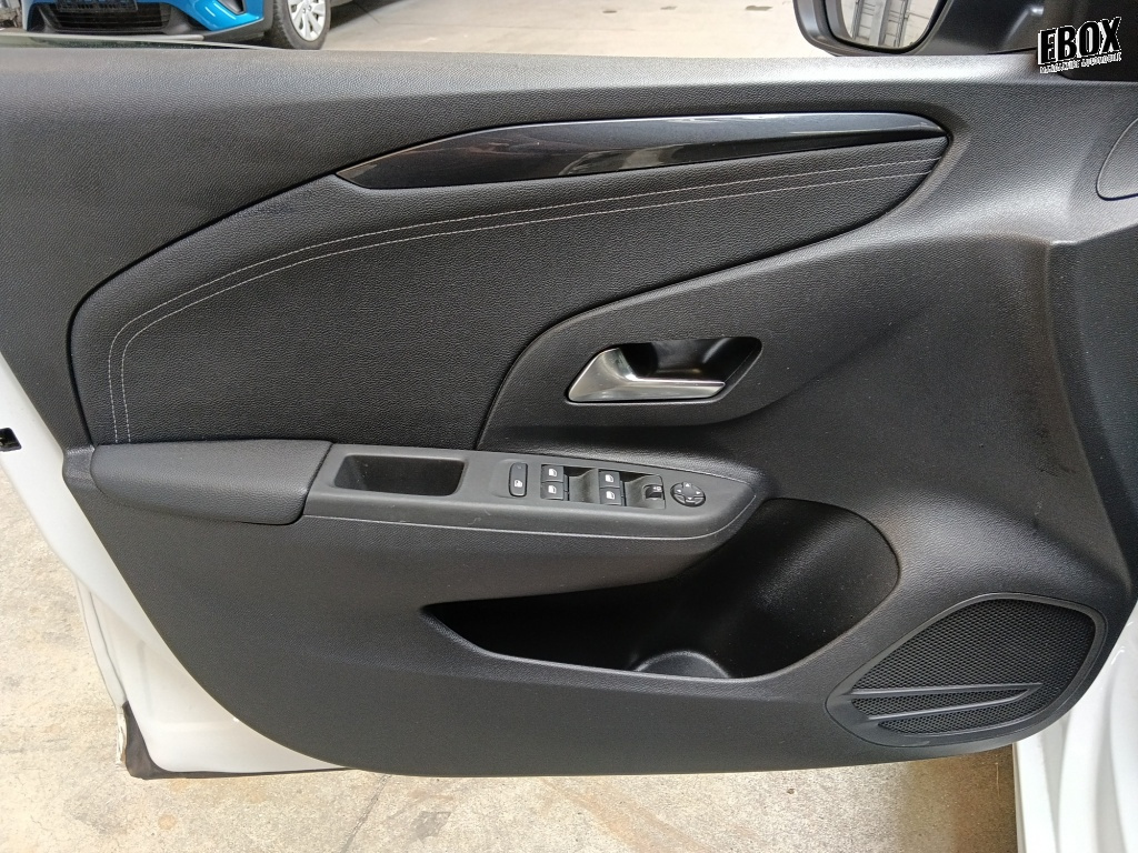 73766_p51 - OPEL - CORSA - 2024 - photo 11