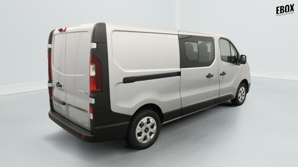 380943_p2 - RENAULT - TRAFIC - 2026 - photo 2