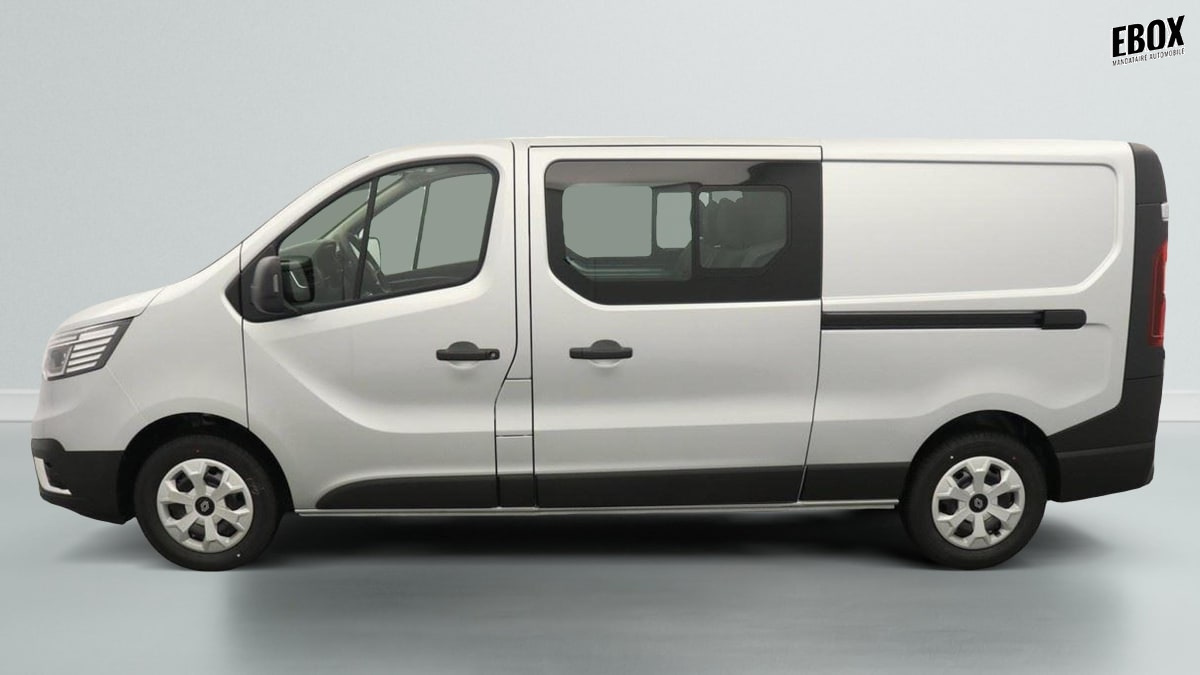 380943_p2 - RENAULT - TRAFIC - 2026 - photo 4