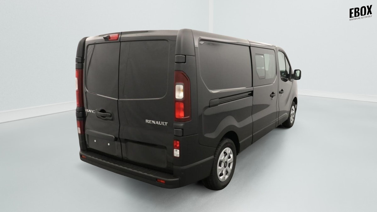 380947_p2 - RENAULT - TRAFIC - 2026 - photo 2