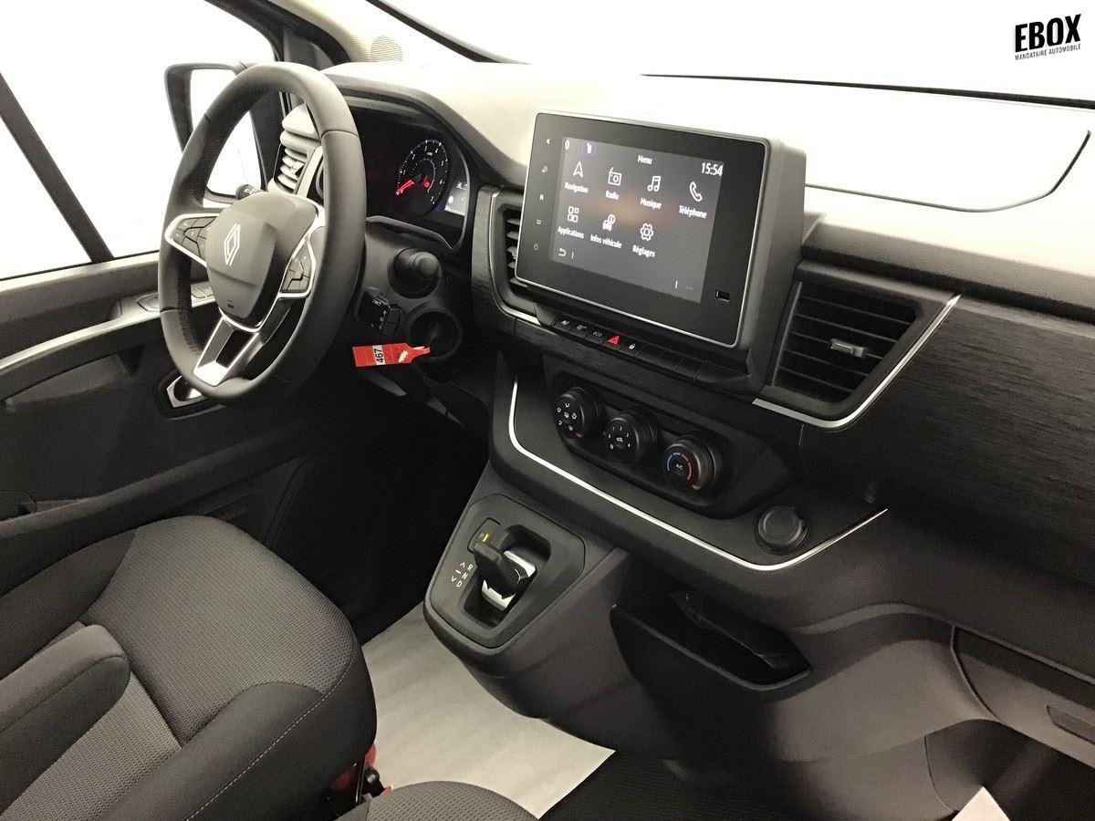 380947_p2 - RENAULT - TRAFIC - 2026 - photo 8