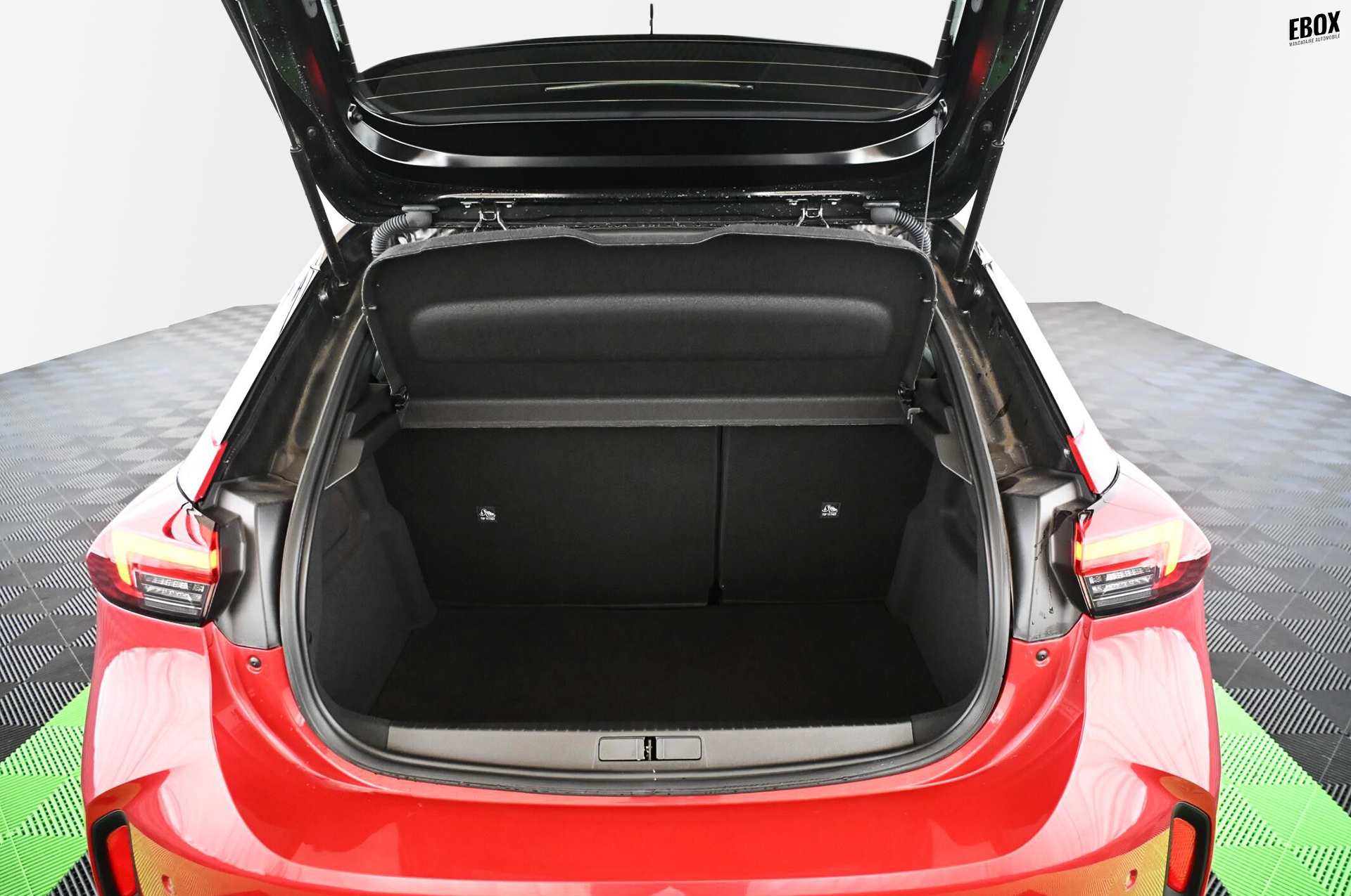 19150_p35 - OPEL - CORSA - 2023 - photo 38