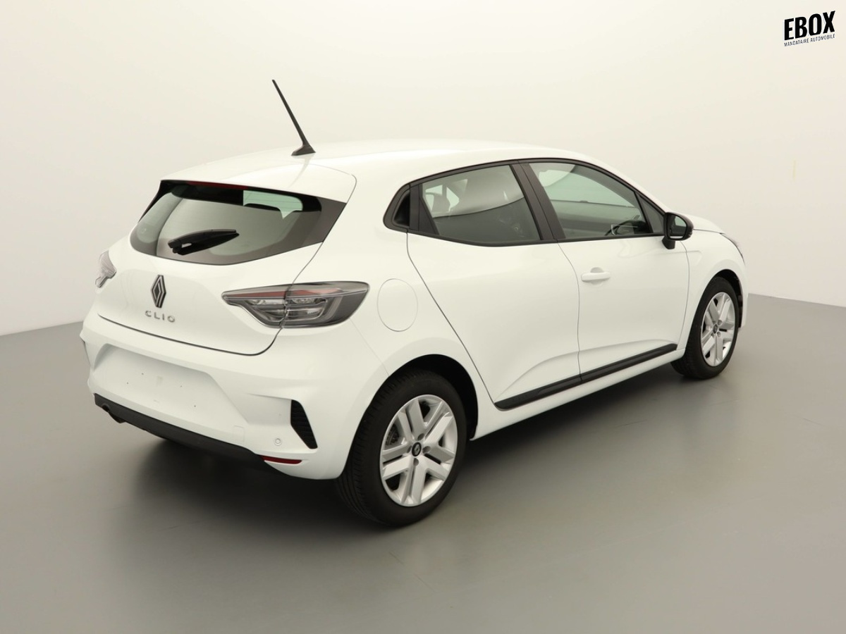 O202002_p3 - RENAULT - CLIO 5 - 2024 - photo 2