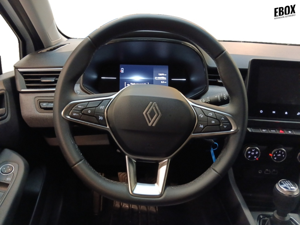 71348_p51 - RENAULT - CLIO - 2025 - photo 13